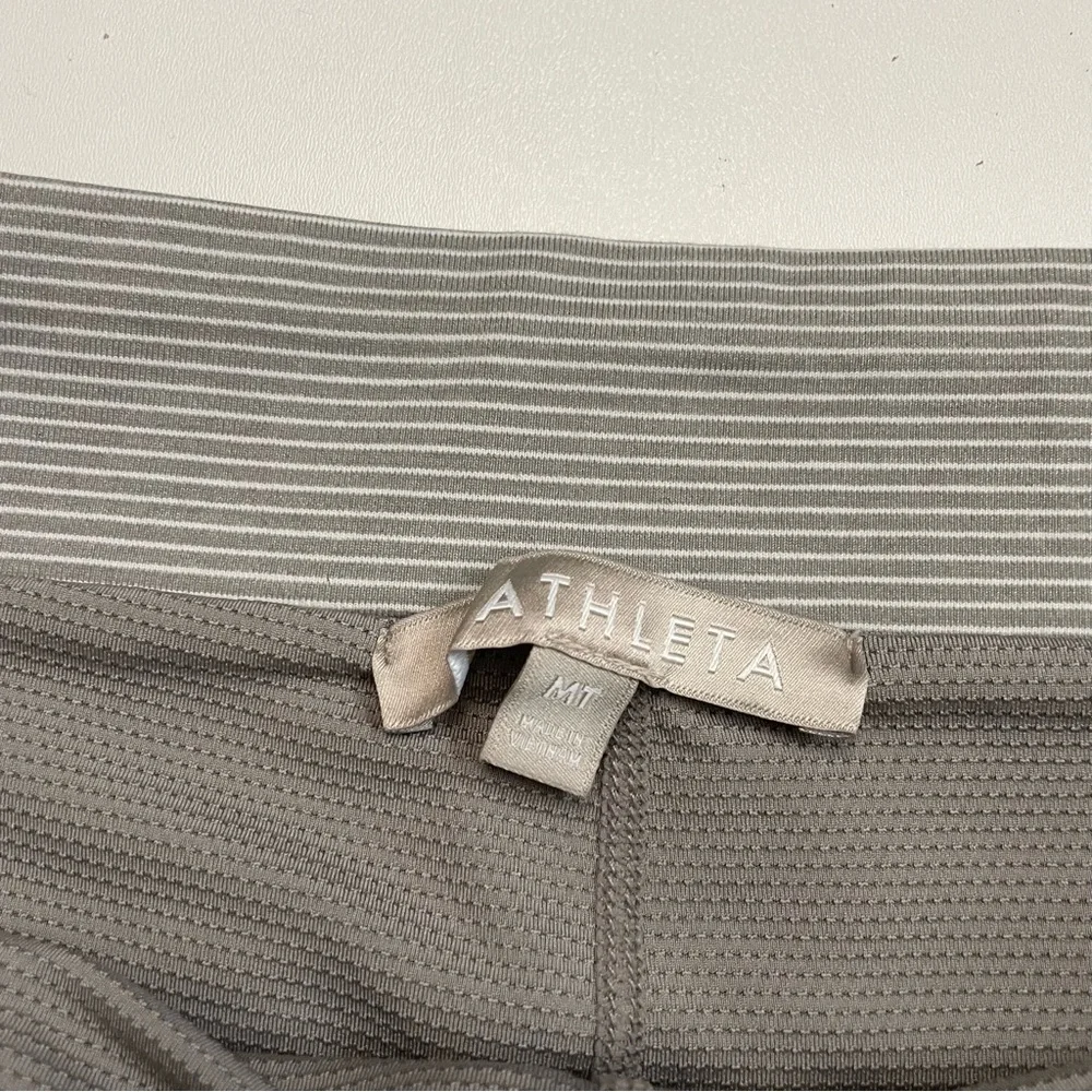 Athleta Skort Shorts Midtown Athletic Exercise Golf Striped Pockets Grey White